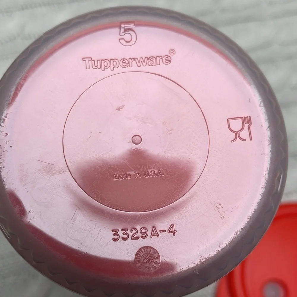 Tupperware Insulated Tumbler Orange Dripless Lid w/straw hole 3329A-4 24 Oz NWOT